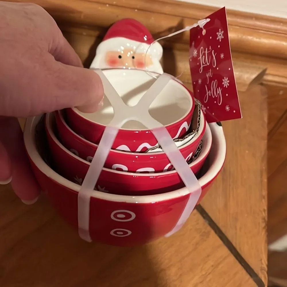 NWT Santa measuring cups